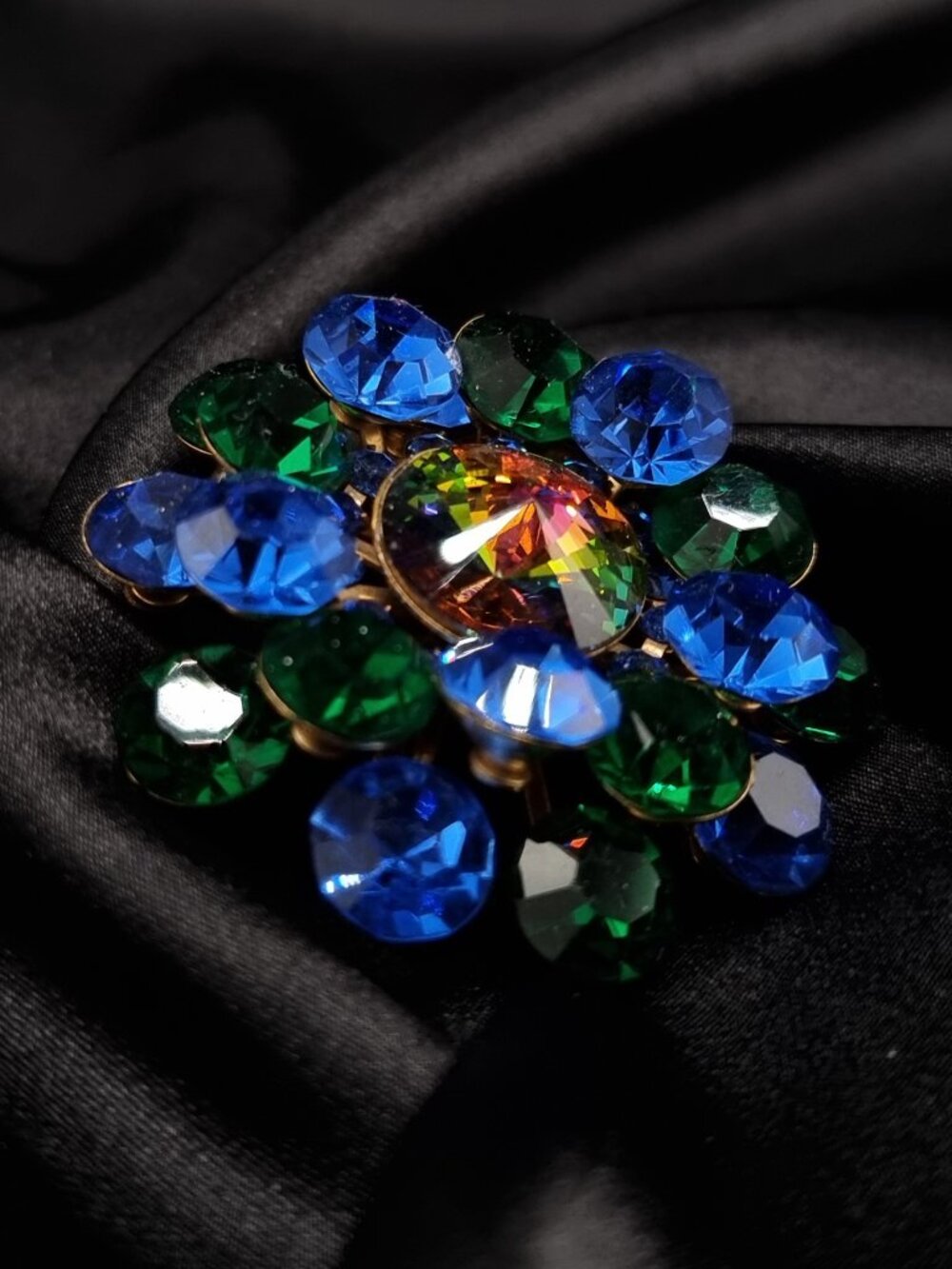 Vintage Gold-Tone Statement Brooch With Blue Green & Multicolor Rhinestones Flor